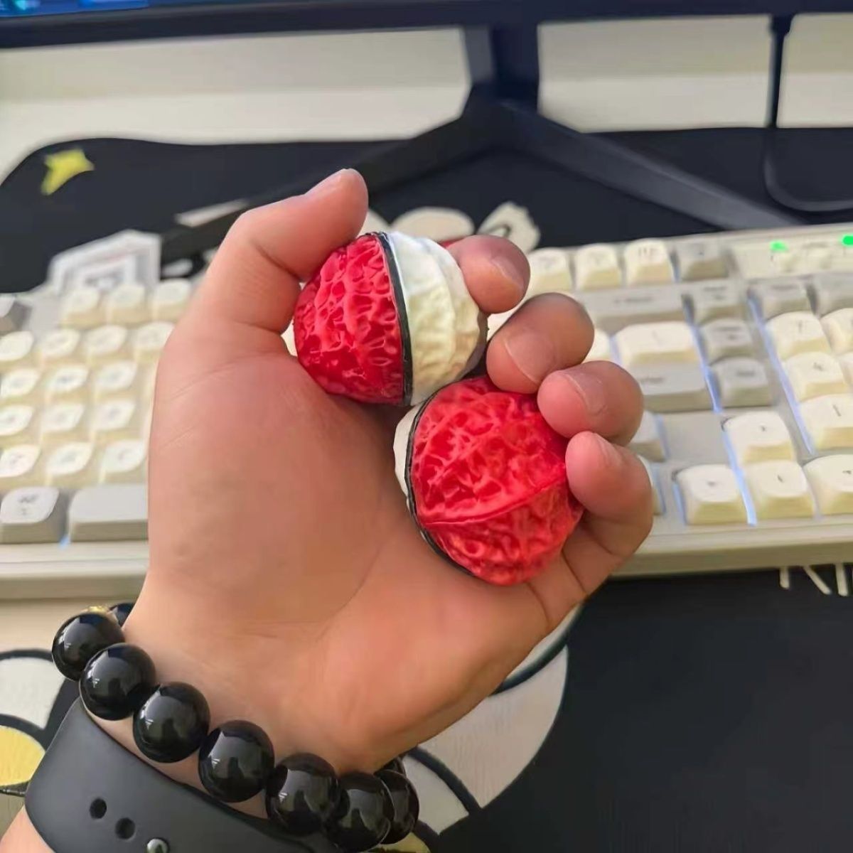 Bola de Pokémon 3D em Forma de - Pokeball Cosplay Prop avaliação e preço